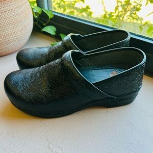 Dansko Pro Black Floral tooled Clogs - Size 42/US 11.5